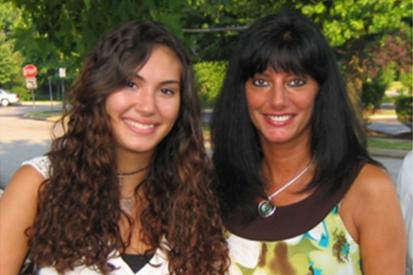 Janelle Poukamissas and her mother