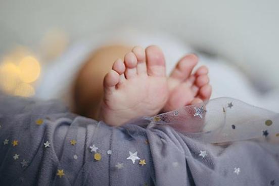 baby feet