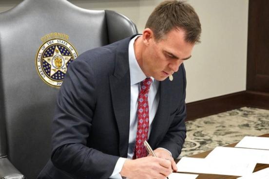 Governor Kevin Stitt Signing Bill